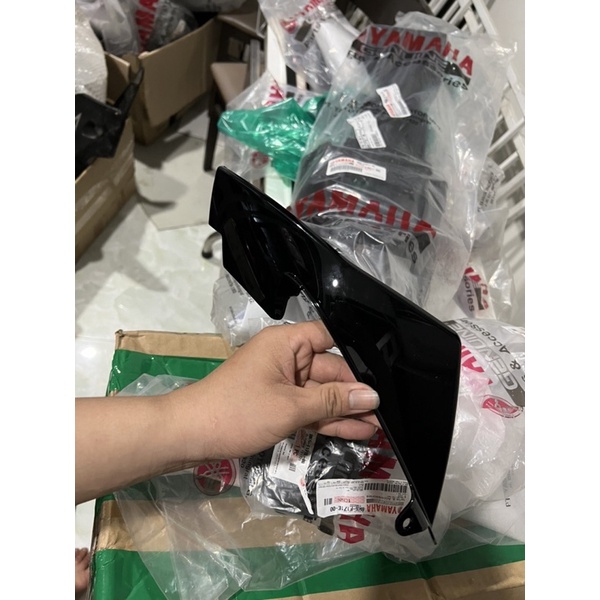 dàn áo nhựa xe mí dười mắt r15v3 r15 chính hãnh