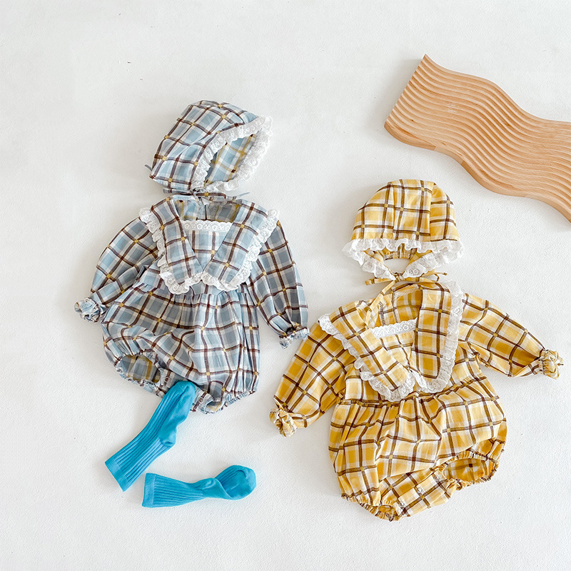 Áo liền quần + nón cho bé mới sinh