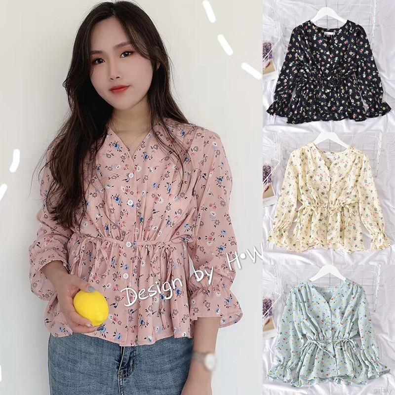 Áo tay dài cổ chữ V họa tiết hoa nhí xinh xắn trẻ trung