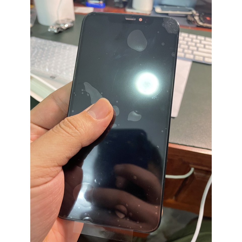 Màn hình 11 pro max zin ép kính tặng kèm bộ sửa để thay màn.