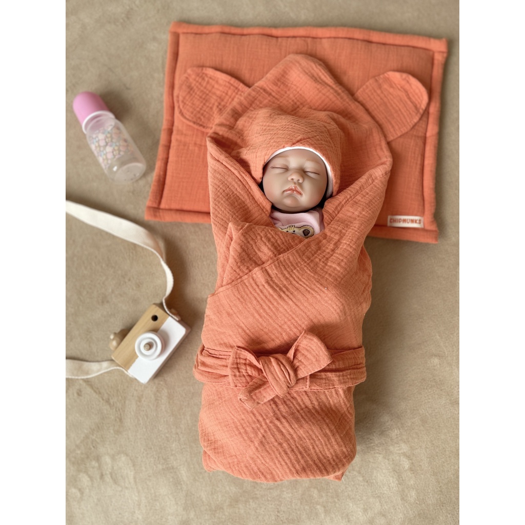 Ủ sơ sinh hè xô muslin cao cấp CHIPMUNK mềm mại, thoáng khi, an toàn cho bé