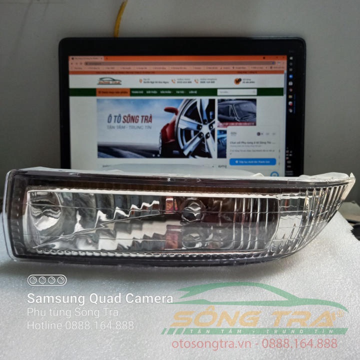ĐÈN CẢN/ ĐÈN SƯƠNG MÙ TOYOTA ALTIS 2003. BÊN LÁI