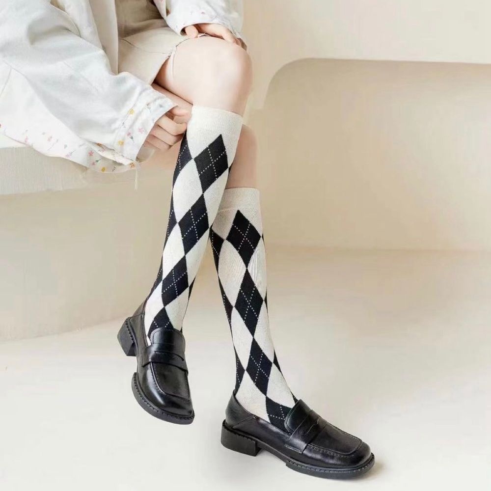 Vớ cotton cổ cao họa tiết kim cương phong cách lolita thời trang thu đông Nhật Bản cho nữ