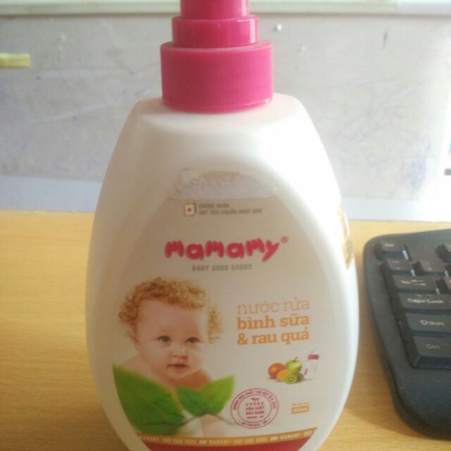 Nước rửa bình sữa Mamamy.