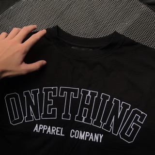 Áo onething logo thêu