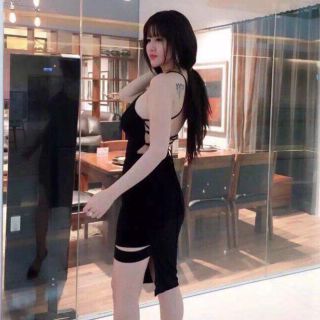 Đầm body đan dây lưng khoét đùi