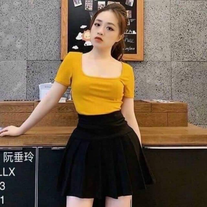 Áo thun cổ vuông trơn