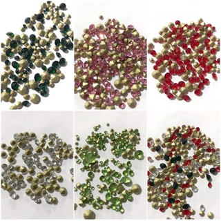 Đá chân nhọn đá chân vàng 300v mix size , đá đính móng nail