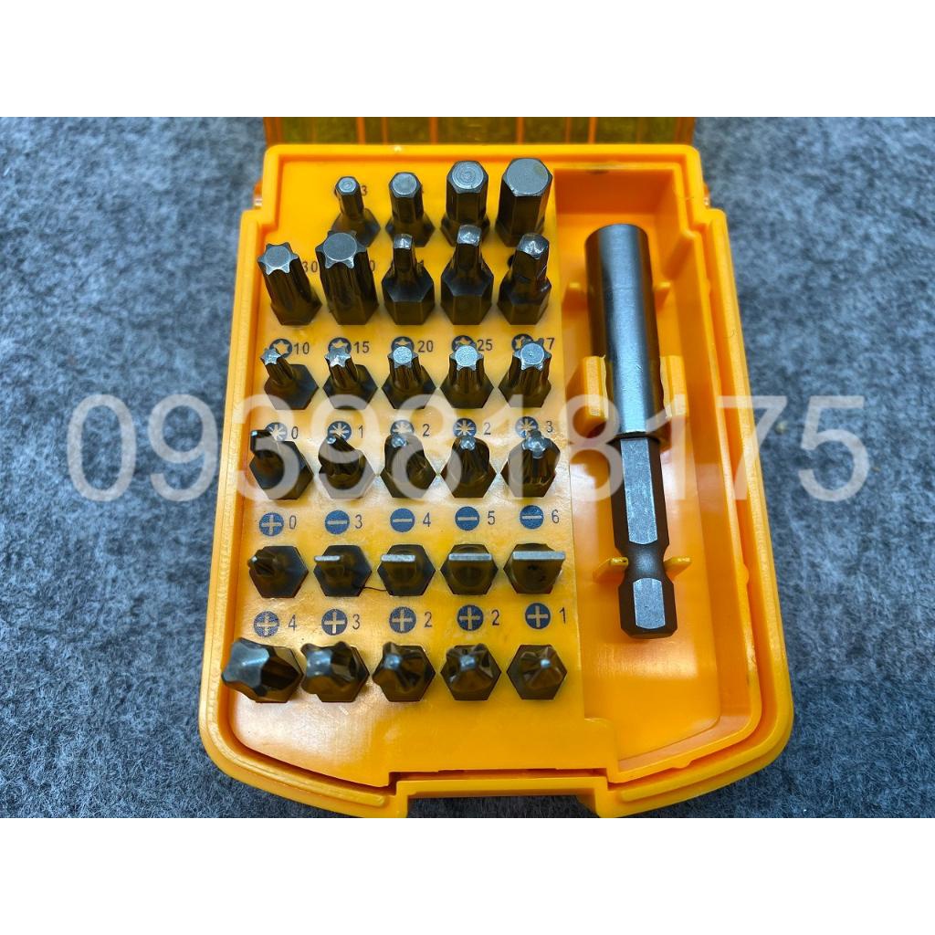 BỘ ĐẦU NỐI VÀ MŨI BẮT VÍT ĐA NĂNG 30 CHI TIẾT TOTAL TACSD10306, INGCO AKSD08301