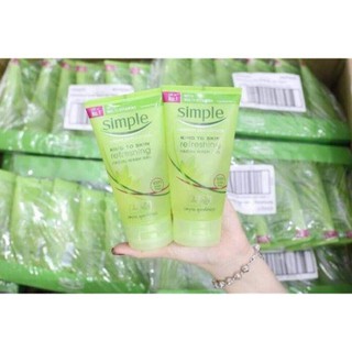 Sữa rửa mặt simple