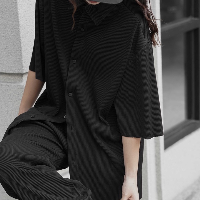 Áo sơmi xếp ly 21ST URBAN Black Comfy Pleated Shirt