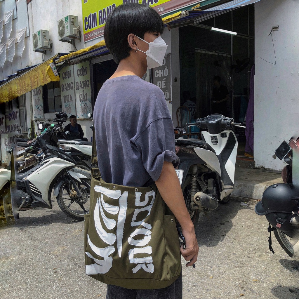 Túi đeo chéo unisex BIG BONE - Túi đeo chéo local brand SLYOUR.