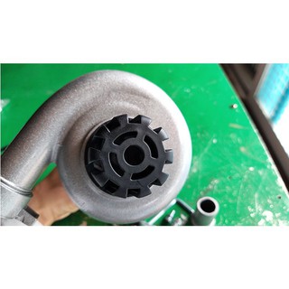 đầu bơm nước gắn máy cắt cỏ phi 28
