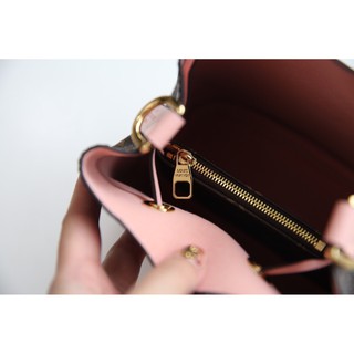 Túi đeo chéo LV neon 2 cỡ