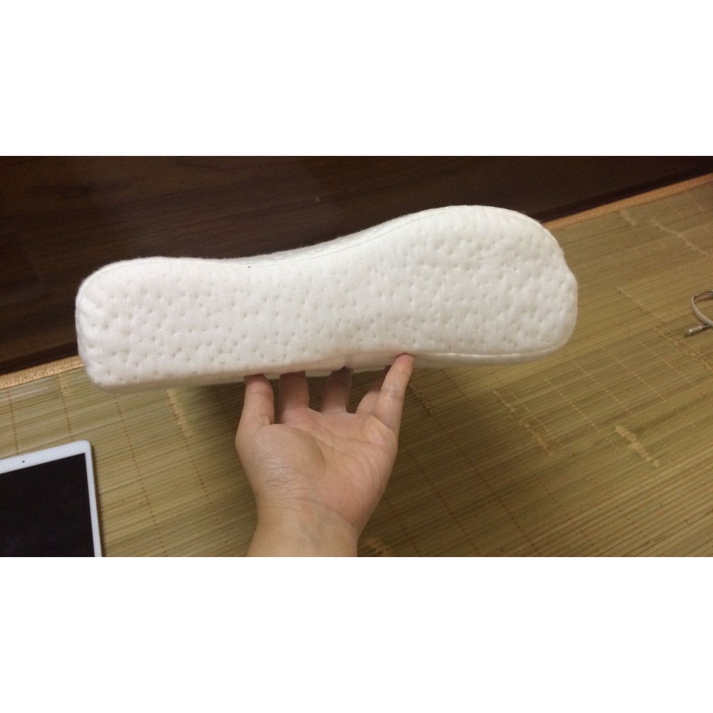 Gối memory foam 50D hình Cong Lock&Lock HLW111  tốt cho cột sống - BABYHOPSG
