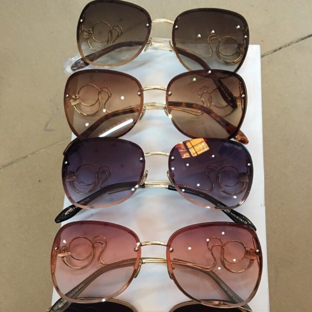 Mắt kính thời trang Gucci