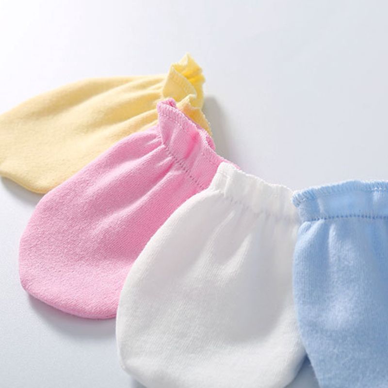 Bộ khăn ăn + găng tay + vớ chống cào bằng cotton mềm mại cho bé sơ sinh