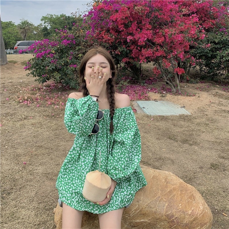 Áo trễ vai in hoa thời trang cho nữ