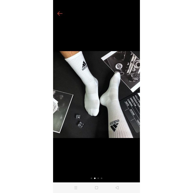 tất đá bóng Adidas