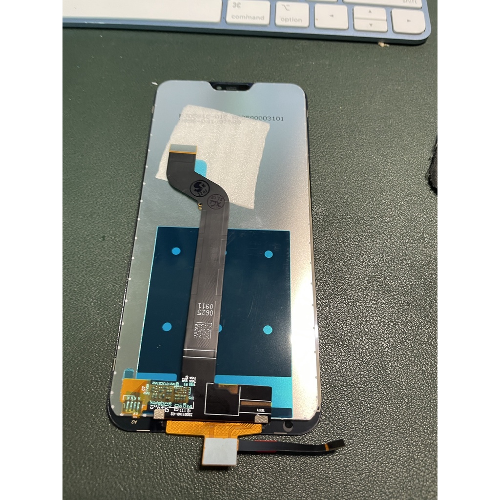 Màn Hình Xiao Mi Redmi 6 Pro/A2Lite Tặng Kèm Bộ Sửa 8 Trong 1 Và Keo Dán Màn