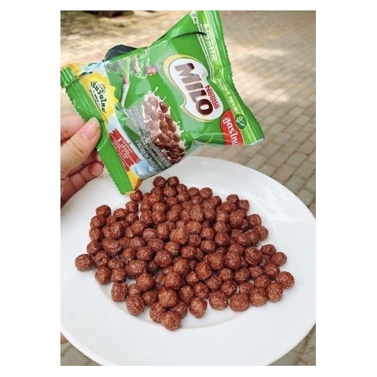 Bịch 12 gói 15gr bánh ngũ cốc ăn sáng Milo Nestle