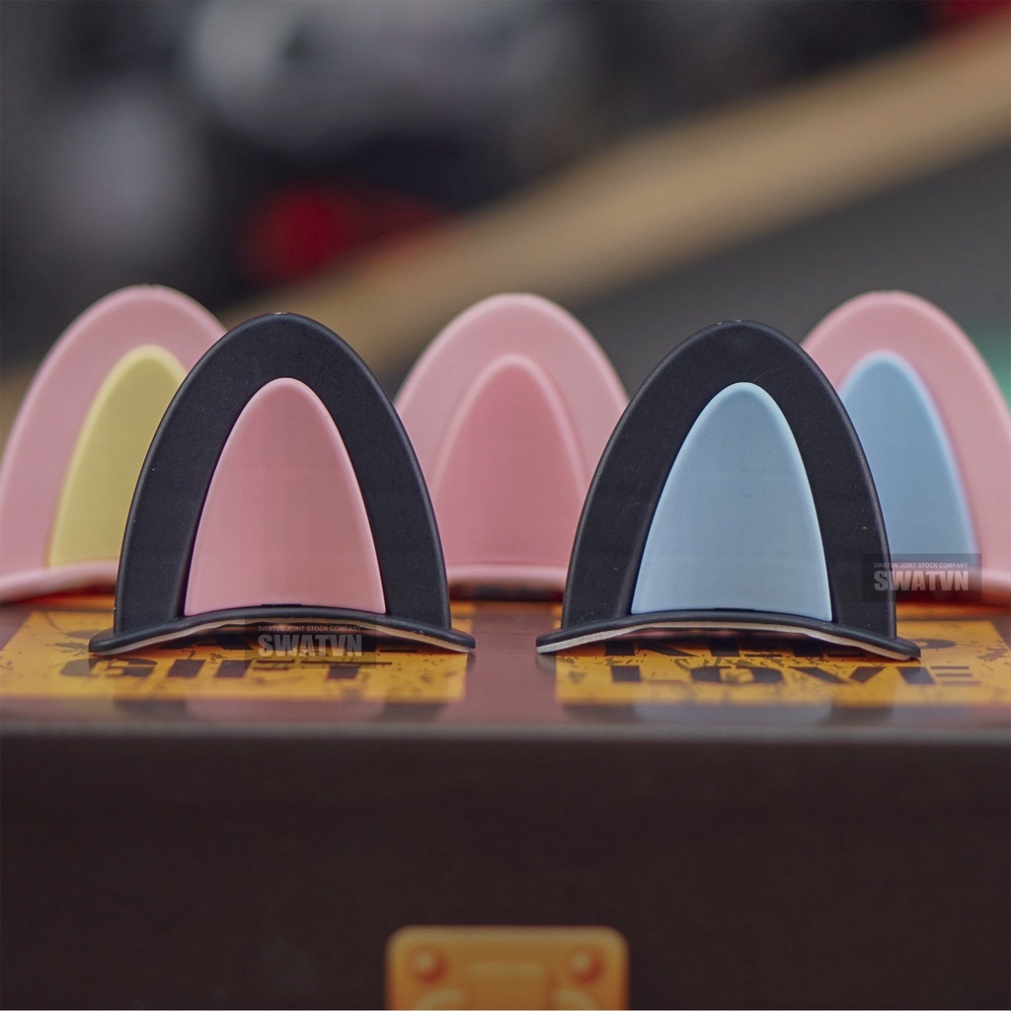 tai mèo nhựa hồng-hồng gắn trang trí nón bảo hiểm siêu đẹp (theo cặp) - phụ kiện nón bảo hiểm