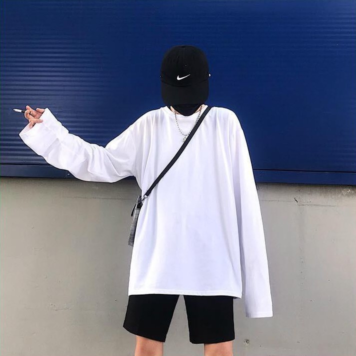 Áo Thun Tay Dài Longtee Trơn Basic Unisex Nam Nữ Form Rộng - La mode