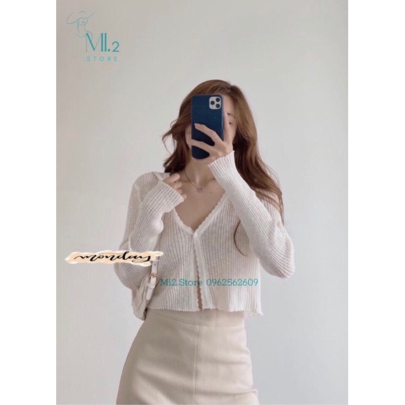Set áo croptop gân tay dài kèm chân váy