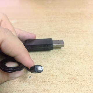 saigontoyvn Dây sạc 3.7v chân răm nhỏ cho máy bay điều khiển NEW