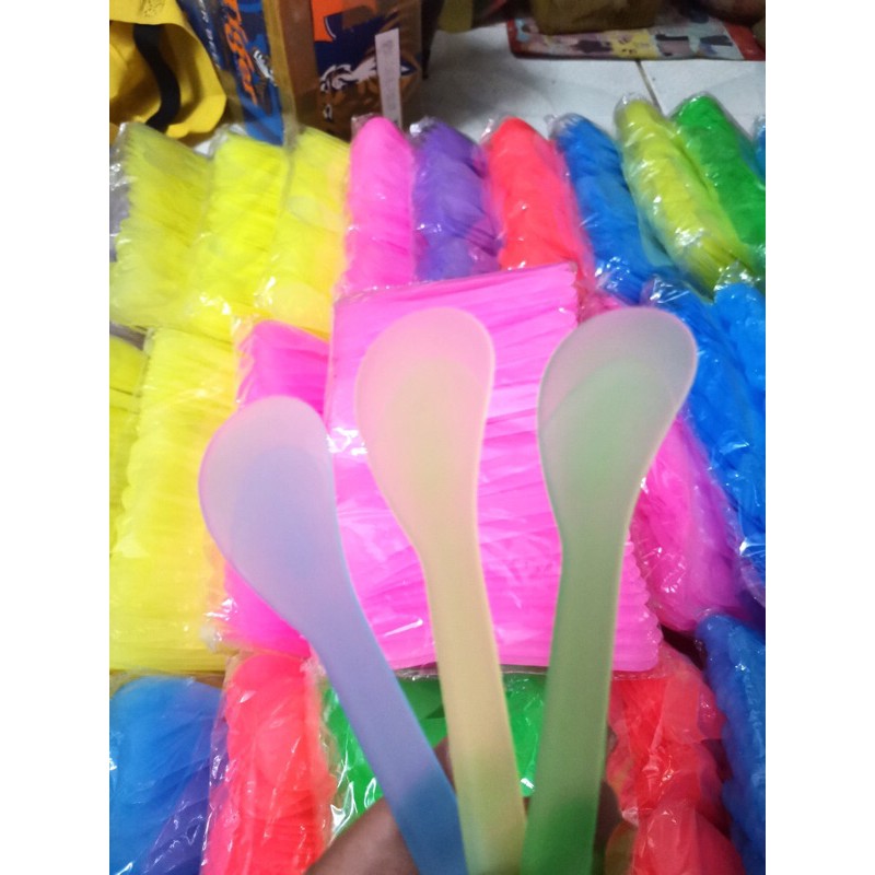 Muỗng trộn kem