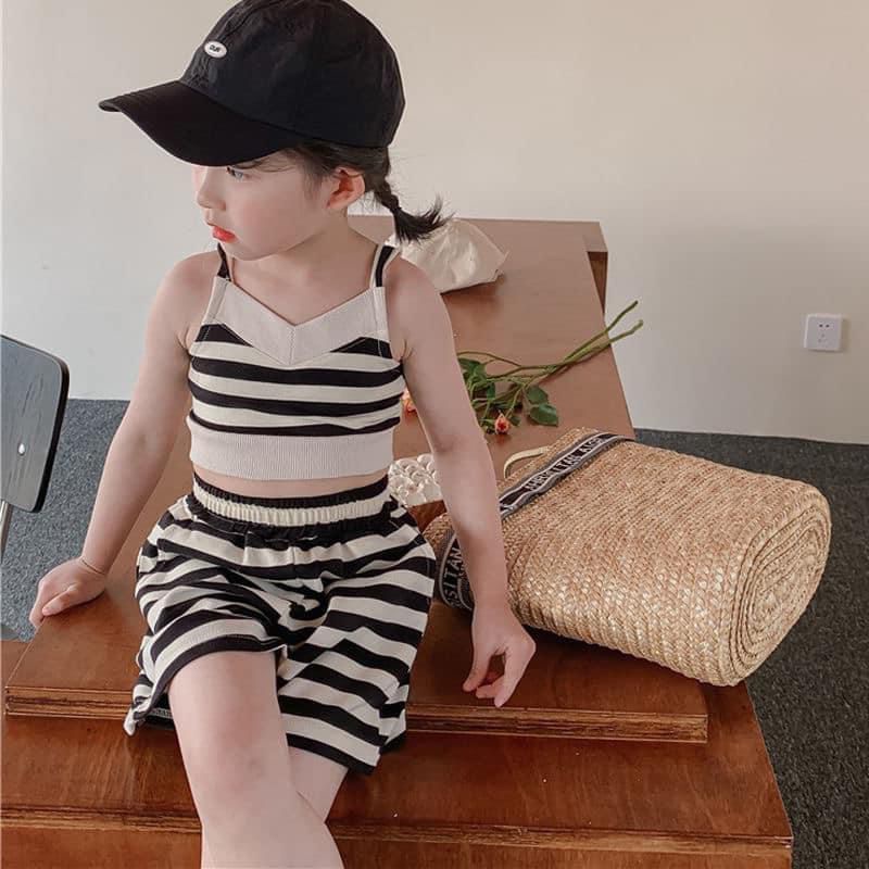 Sét đồ bộ kiểu 2 dây crop top kẻ cá tính bé gái 😍