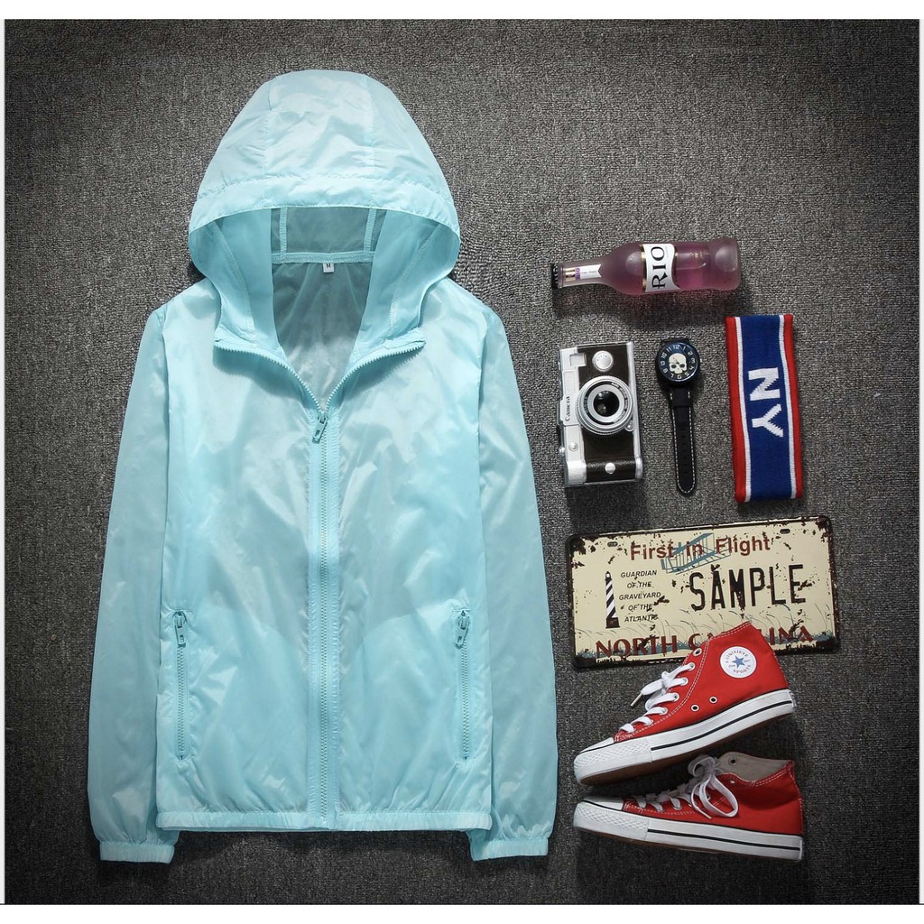 Nhập khẩu - Loại 1 Áo khoác trong suốt túi khoá kéo (kèm túi đựng) | BigBuy360 - bigbuy360.vn