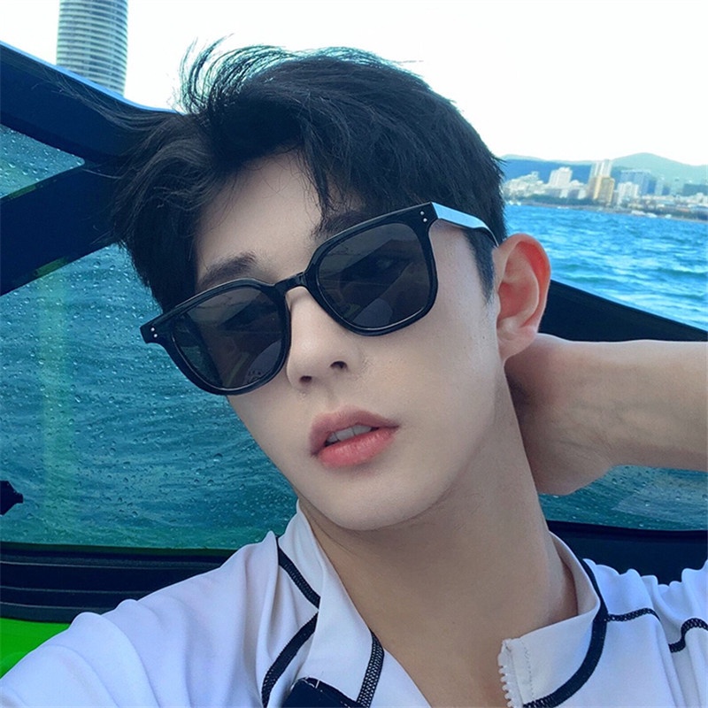 Kính Mát Nam Chống Tia UV Màu Đen Thời Trang