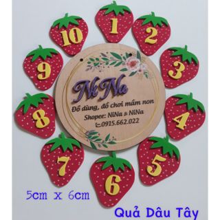 Bé tập đếm _ 10 quả dâu tây