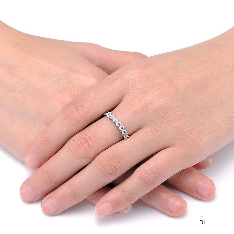 NHẪN 1 HÀNG ĐÁ NỮ BẢN TO DÀY DẶN- CHUẨN BẠC TA