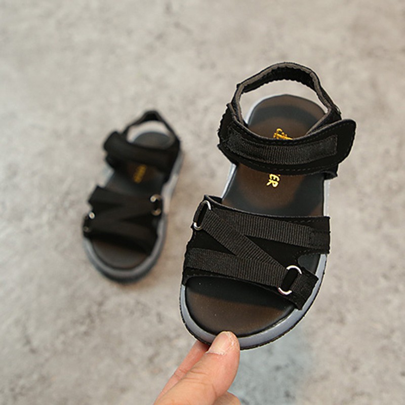 Giày Sandal Có Đèn Led Đi Biển Cho Bé Trai Và Bé Gái