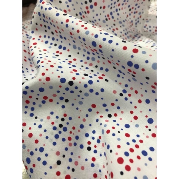 Vải cotton chấm bi