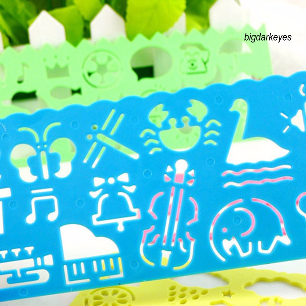 Set 4 Khuôn Mẫu Vẽ Tranh Bằng Giấy Thủ Công