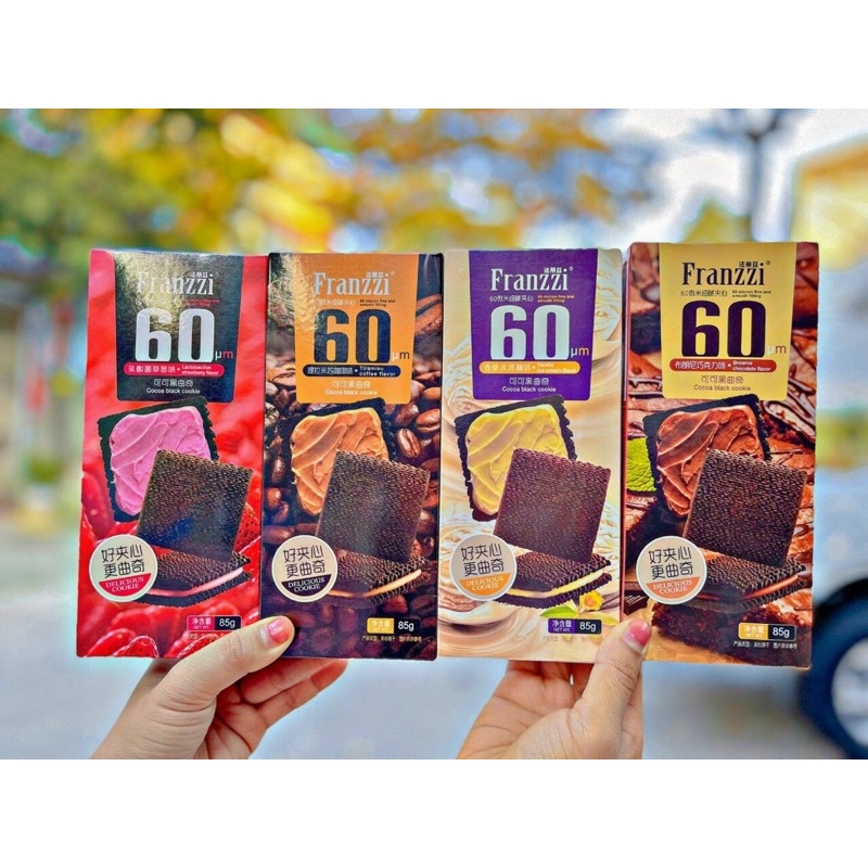 Bánh franzzi quy vuông kẹp kem hộp 85gr