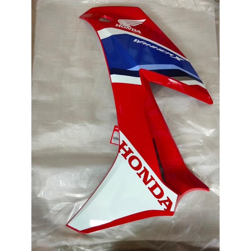 Cánh bửng trái Winner X tem HRC chính hãng