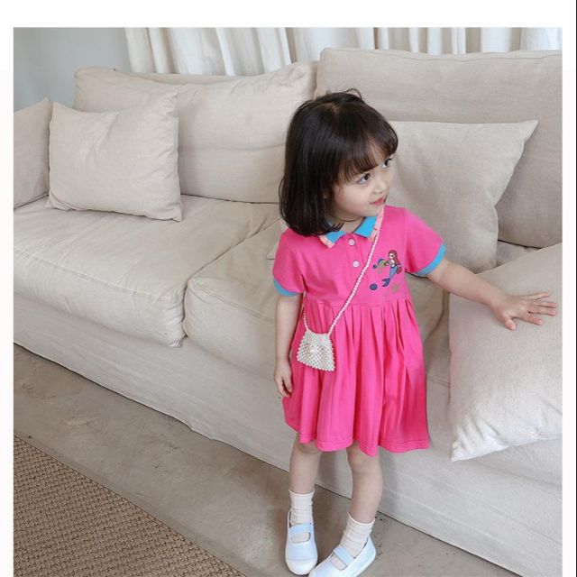 Váy bé gái chân xếp li