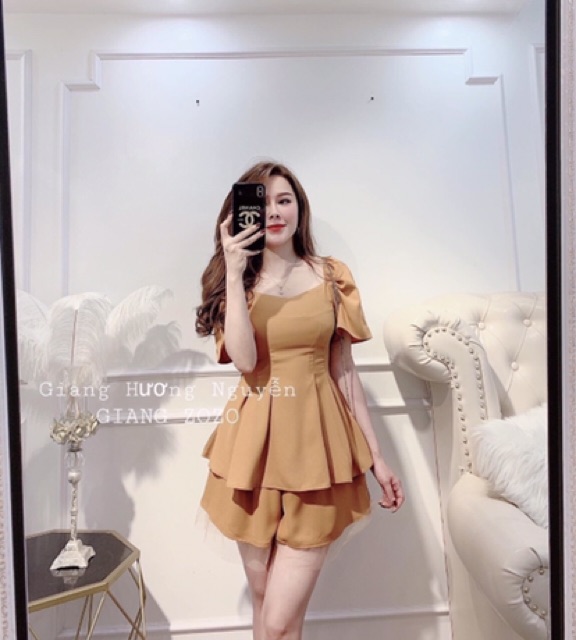 BỘ PEPLUM 2 TẦNG CỔ VUÔNG