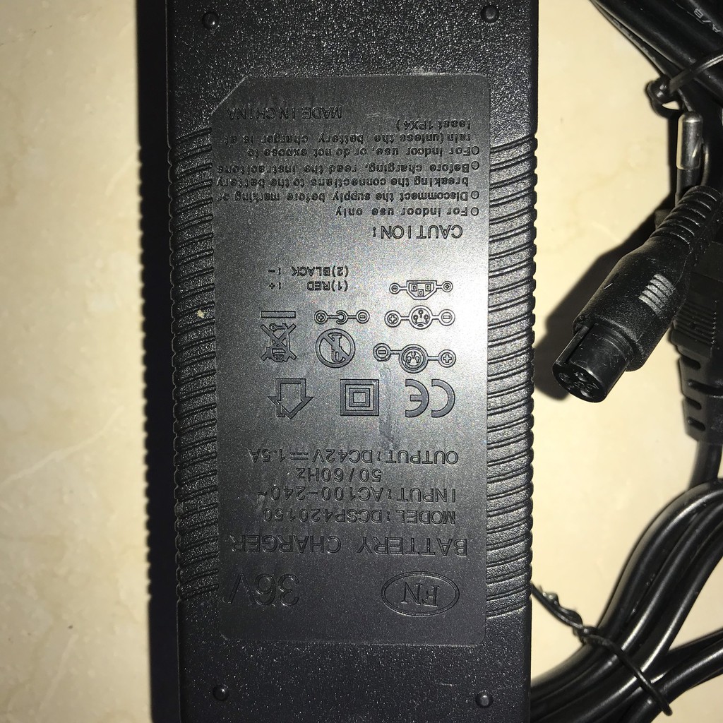 Sạc Pin 42V Cho Xe Điện Cân Bằng, Xe Drift 3 Bánh 36V Zin Theo Xe