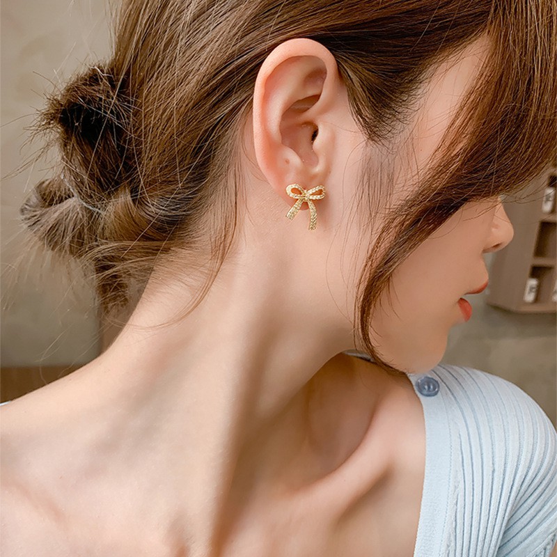 Bông tai nam nữ nhỏ cá tính kiểu Hàn Quốc đẹp sang chảnh CHIBIVIP B24
