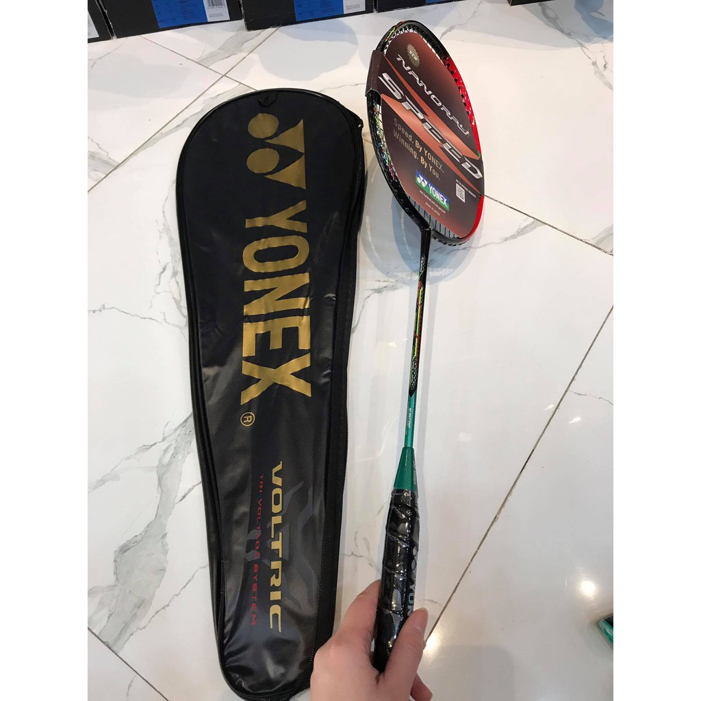 COMBO QUÀ TẶNG - Vợt cầu lông YONEX khung carbon siêu bền nhẹ dùng tập luyện thi đấy - tặng bao vợt + cuốn cán + cầu