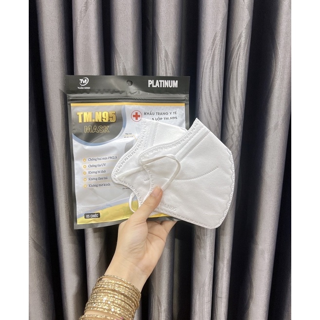 10 CAI KHẨU TRANG 6D TM TRẮNG