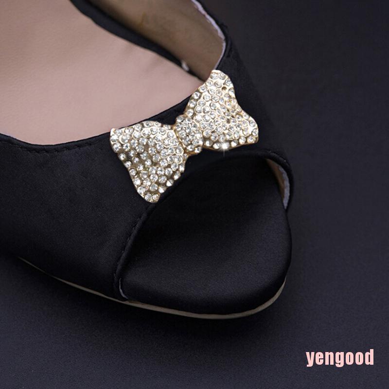 Kẹp giày kim loại hình nơ đính đá trang trí xinh xắn