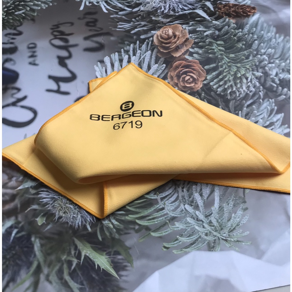 Khăn Bergeon lau sáng bóng, làm sạch đồng hồ inox và các loại trang sức bạc vàng