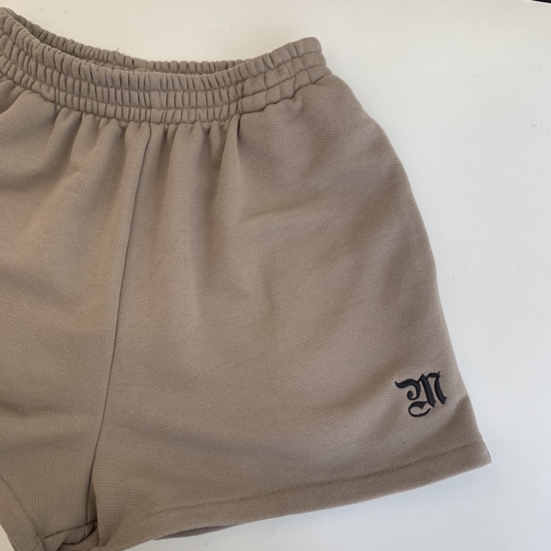 [Mã FAMARAL1 giảm 10K đơn 50K] Quần Short M Màu Nâu Tổng Hơp