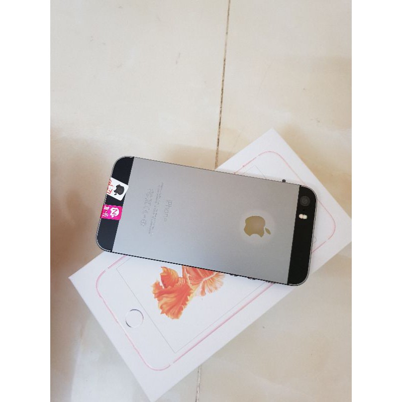 điện thoại Iphone SE 32G bản Quốc Tế, vân Tay nhạy, chơi PUBG/Free Fire mượt | BigBuy360 - bigbuy360.vn